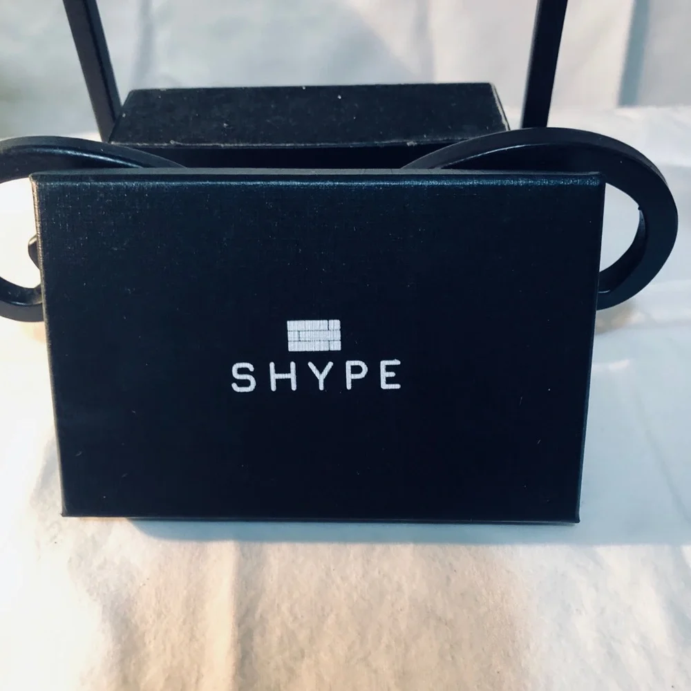 Shype Red Money Clip Card Holder
